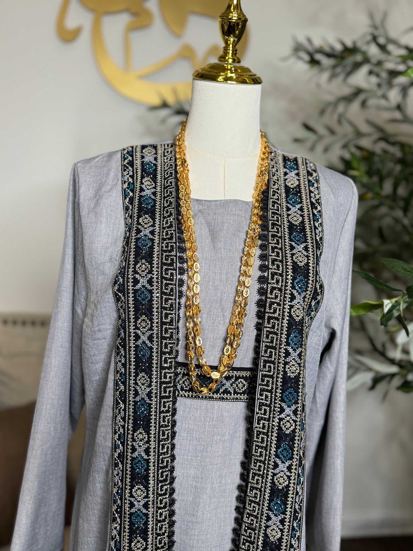 3 pcs Palestinian traditional embroidered tatreez open abaya Thobe