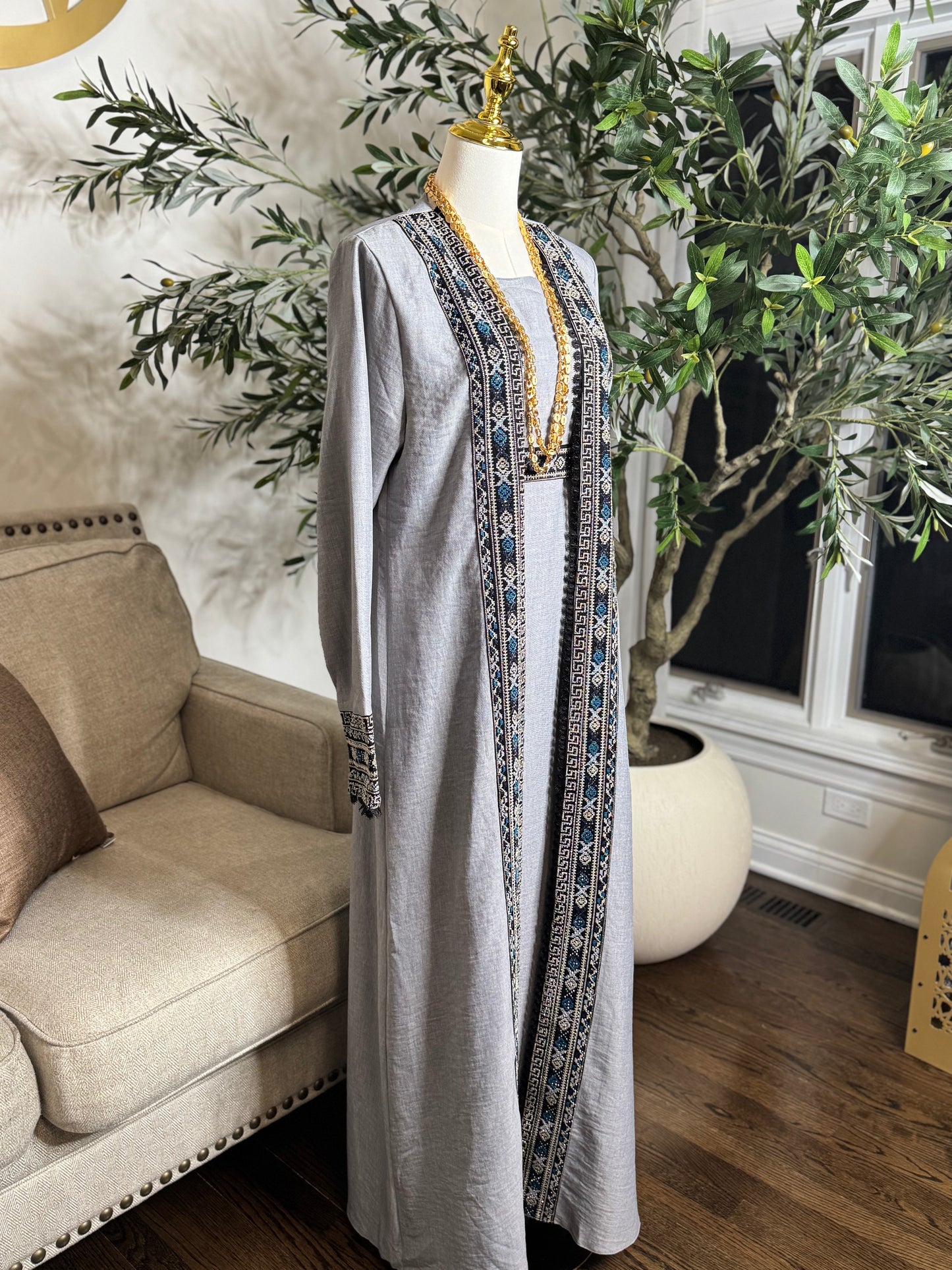 3 pcs Palestinian traditional embroidered tatreez open abaya Thobe