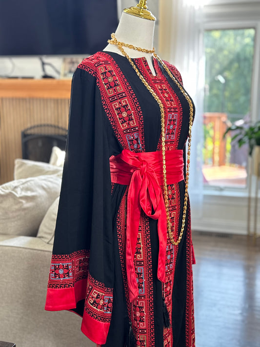 2 Pcs Embroidered Palestinian traditional Tatreez Thobe