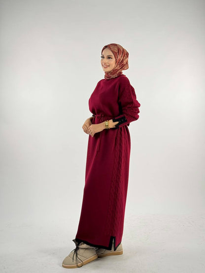Chic Knit Maxi Relaxed Long Winter dress with Belt
