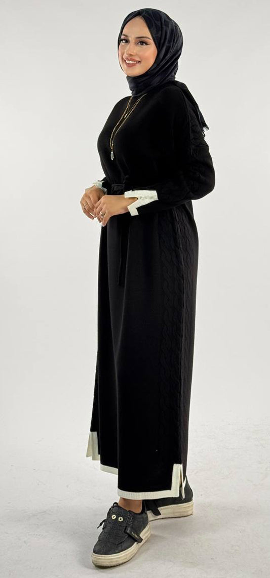 Chic Knit Maxi Relaxed Long Winter dress with Belt