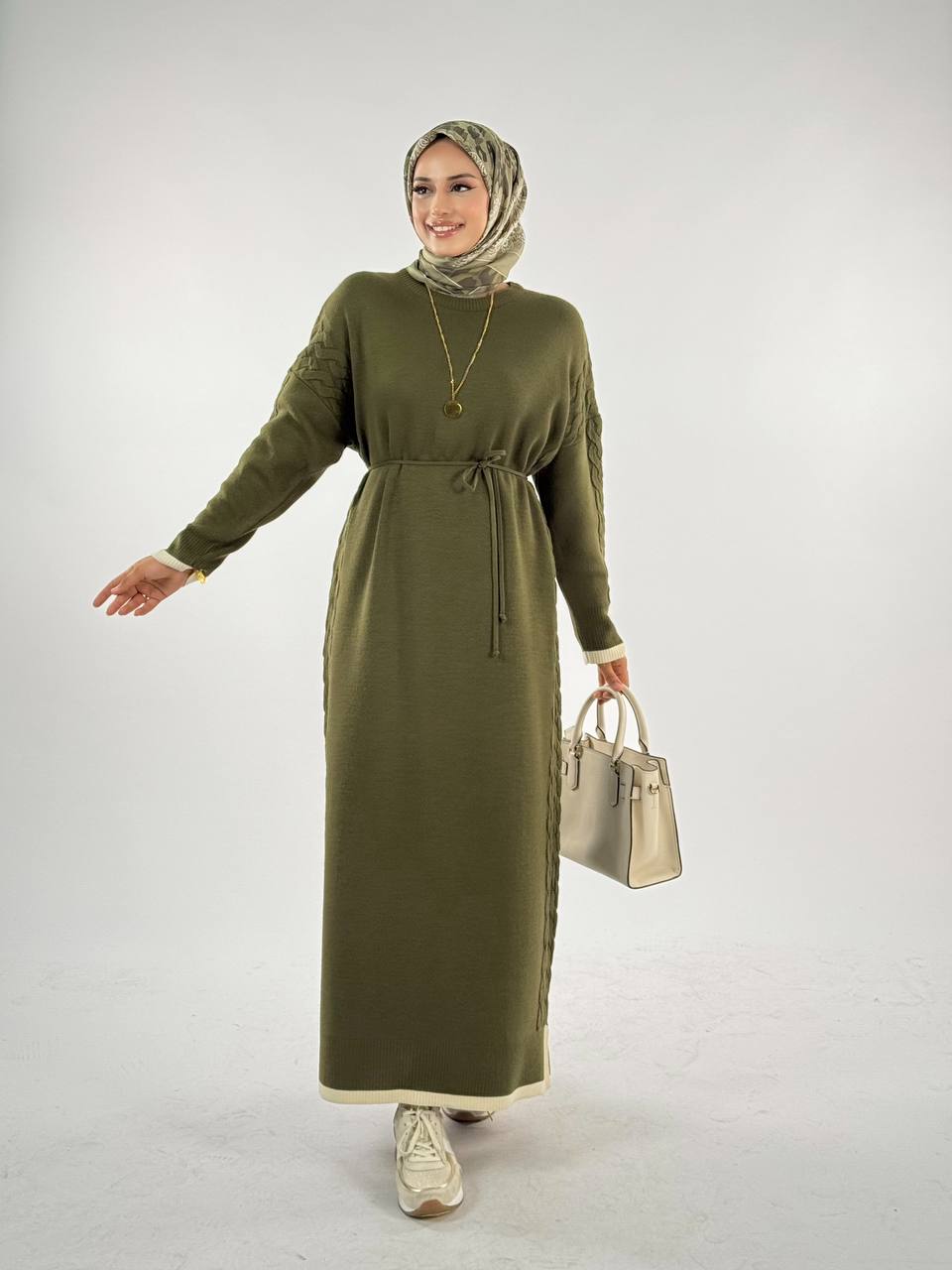 Chic Knit Maxi Relaxed Long Winter dress with Belt