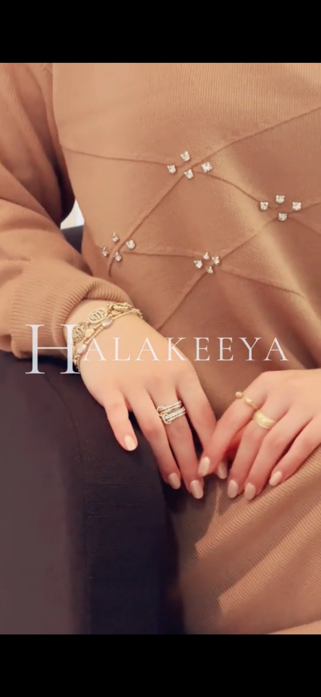 Chic Embellished Camel color Knit Maxi Relaxed Long Winter