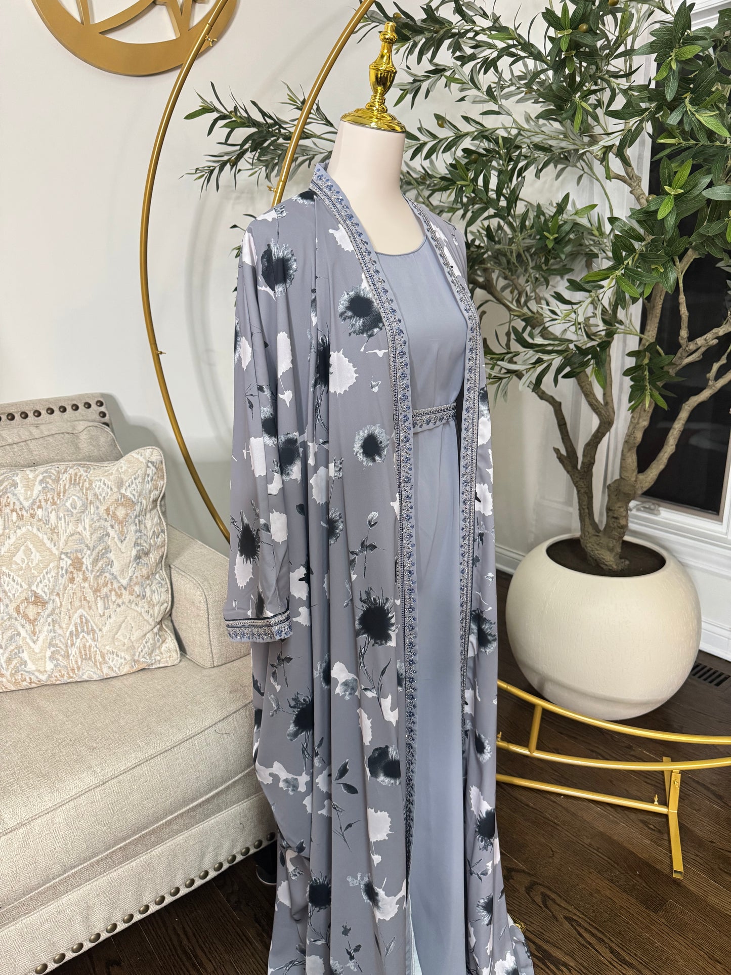 Elegance Floral Butterfly Grey Embroidered Abaya Set
