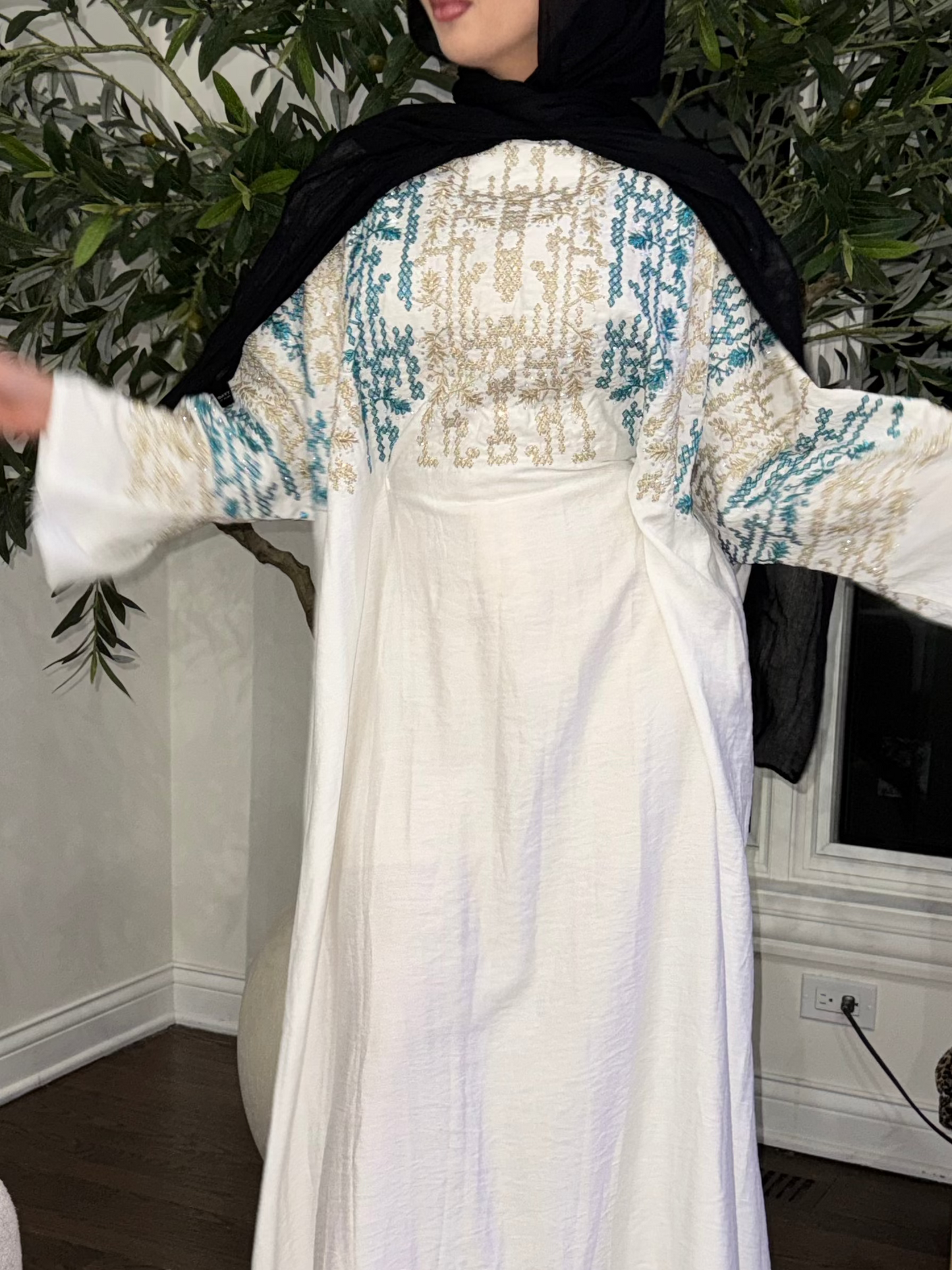 Traditional Embroidered Modest Dress with Adjustable Waist