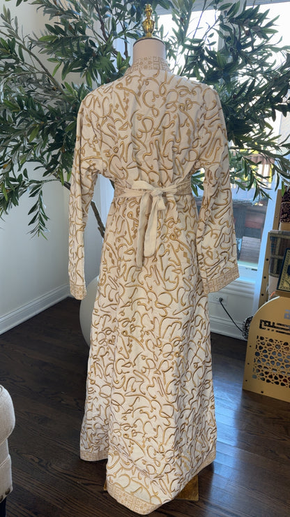 Arabic Letter embroidered/tatreez on zipped Off White abaya kaftan Thobe