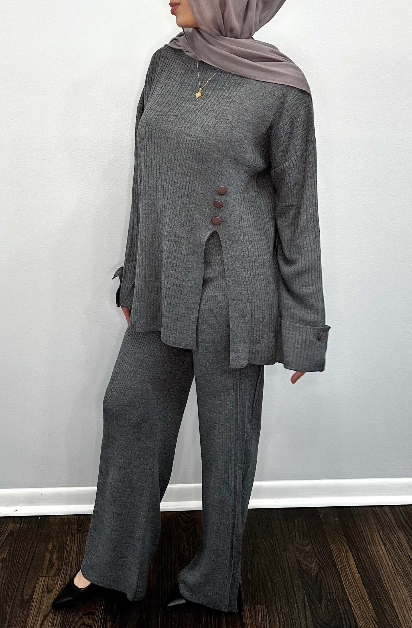 Timeless V  Pant Set