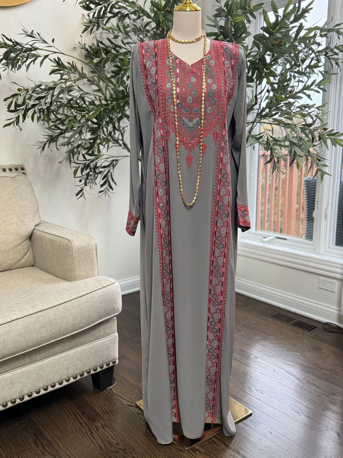 embroidered Tatreez Palestinian gray Thobe