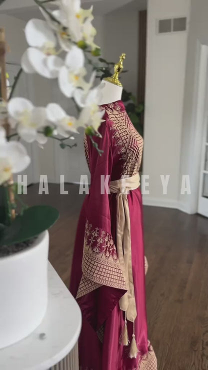 Satin Embroidered Thobe with Wide Sleeves